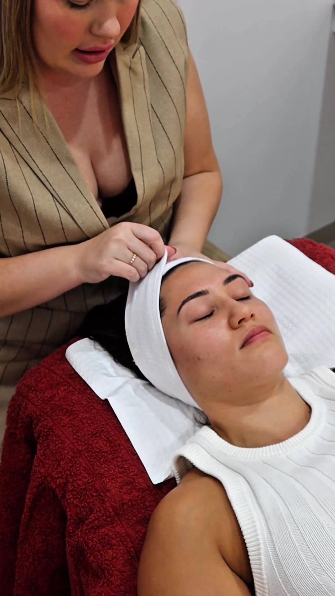 Content creation video - facial treatment