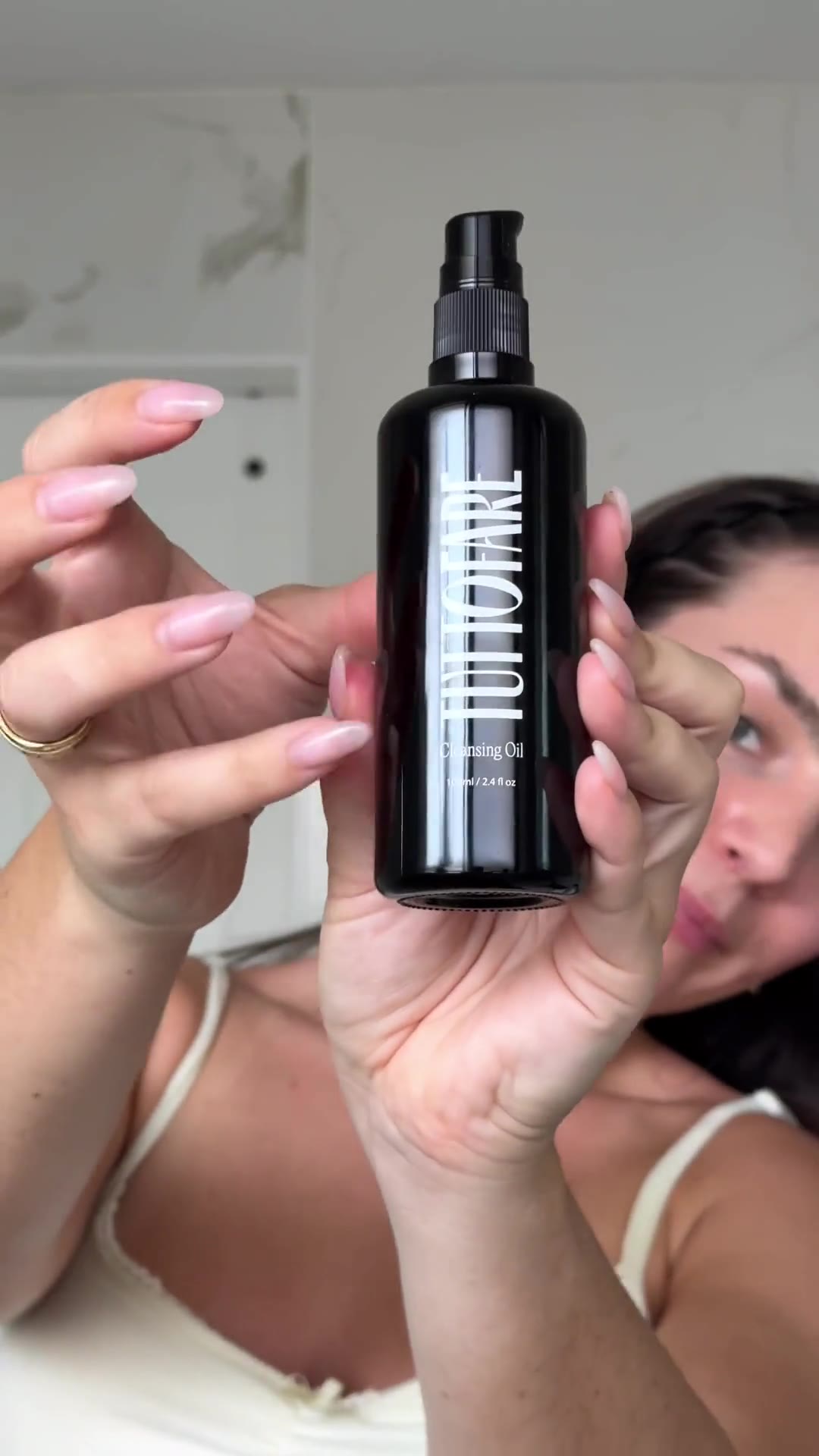 UGC video - skincare product feature